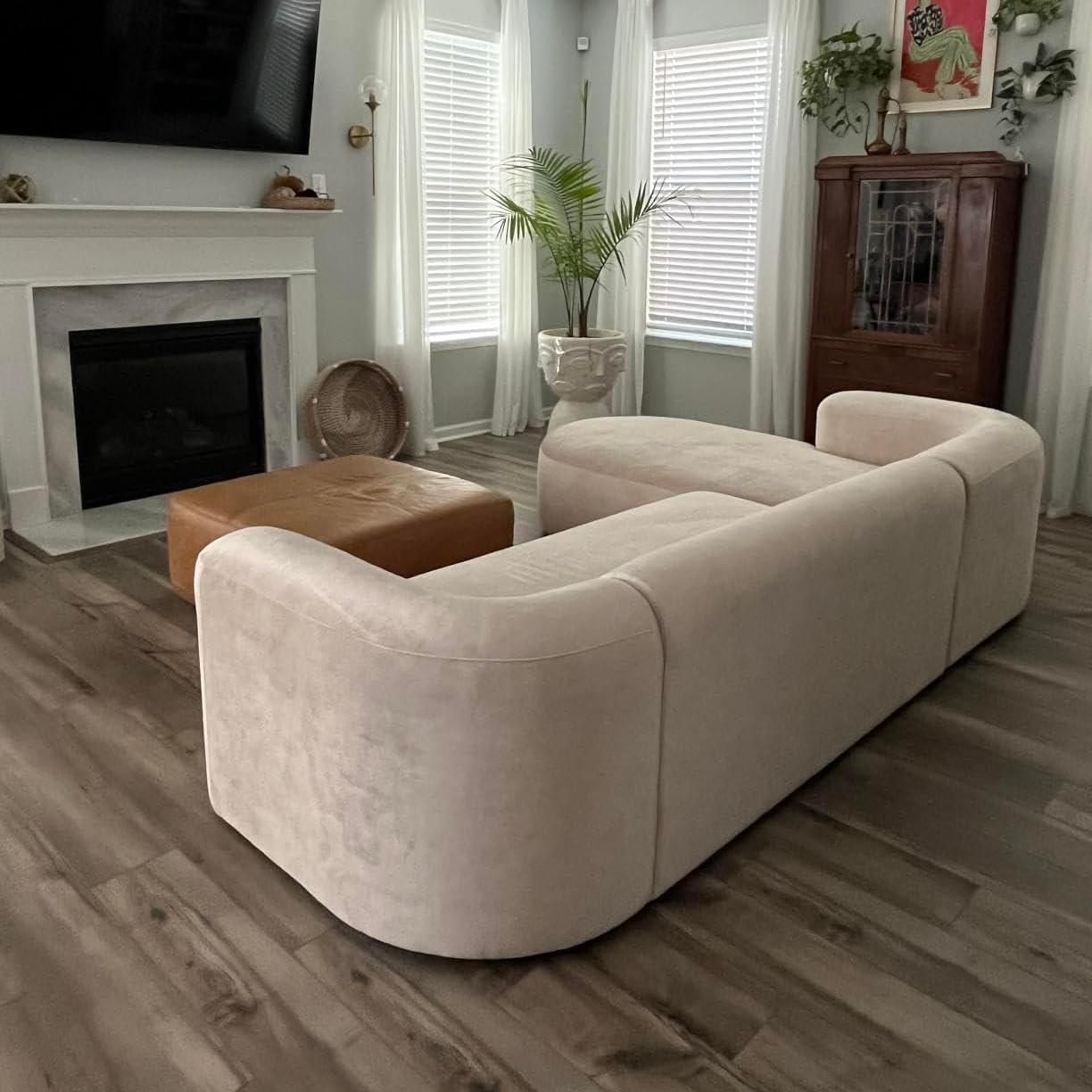 Minimalist Luxury Modern Tight Curved Style Comfy Couch
