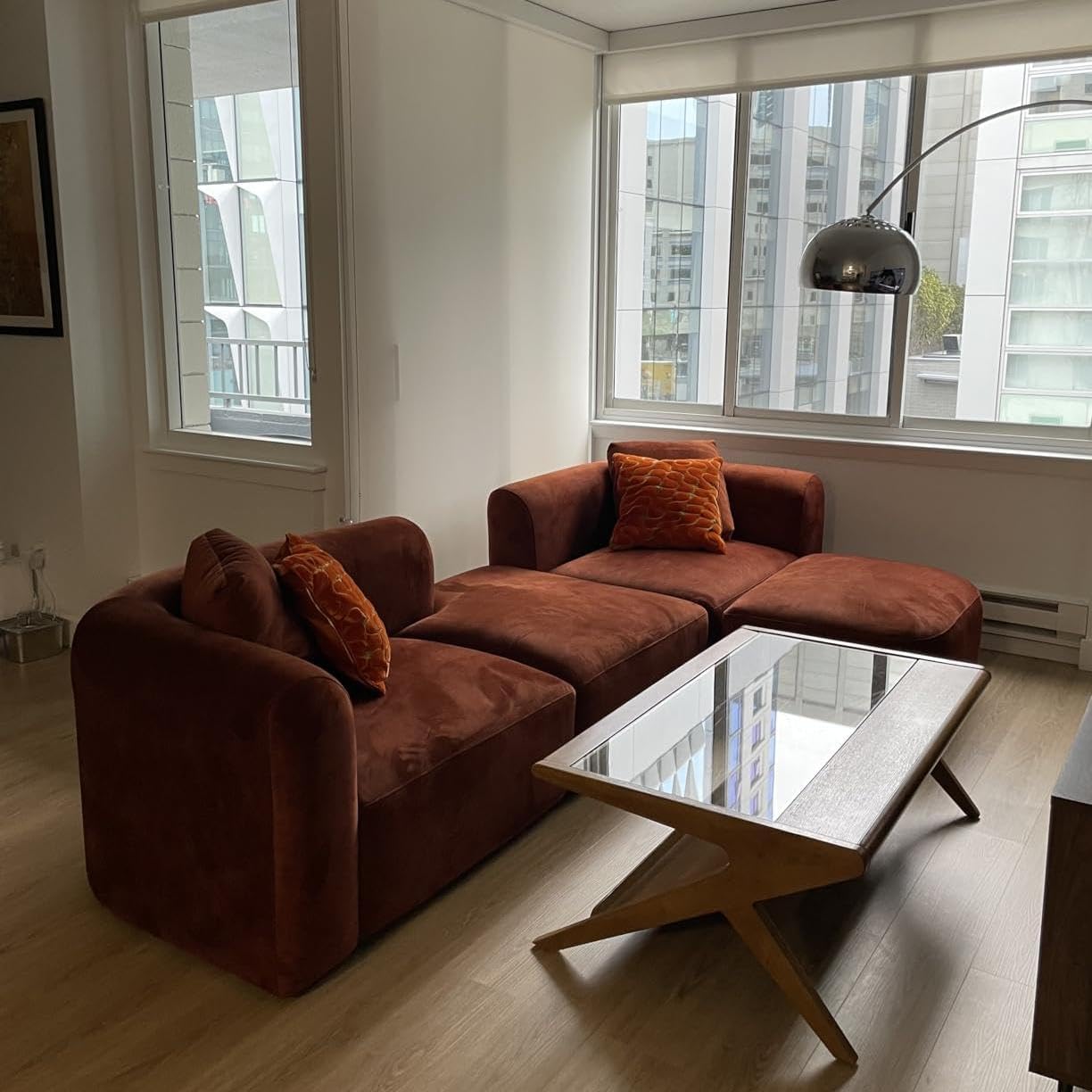 Minimalist Luxury Modern Tight Curved Style Comfy Couch