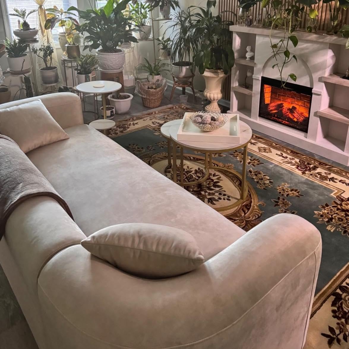 Minimalist Luxury Modern Tight Curved Style Comfy Couch