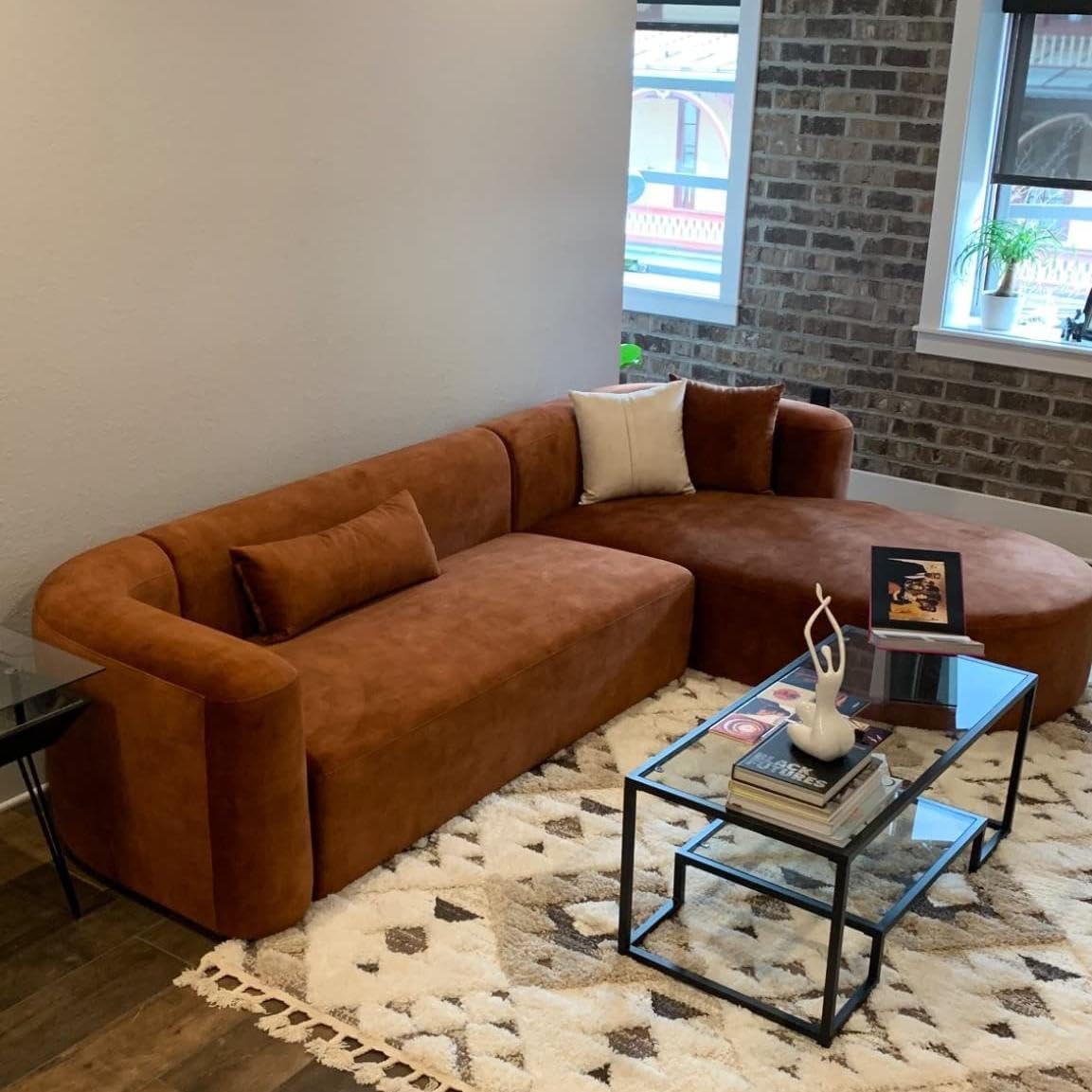 Minimalist Luxury Modern Tight Curved Style Comfy Couch