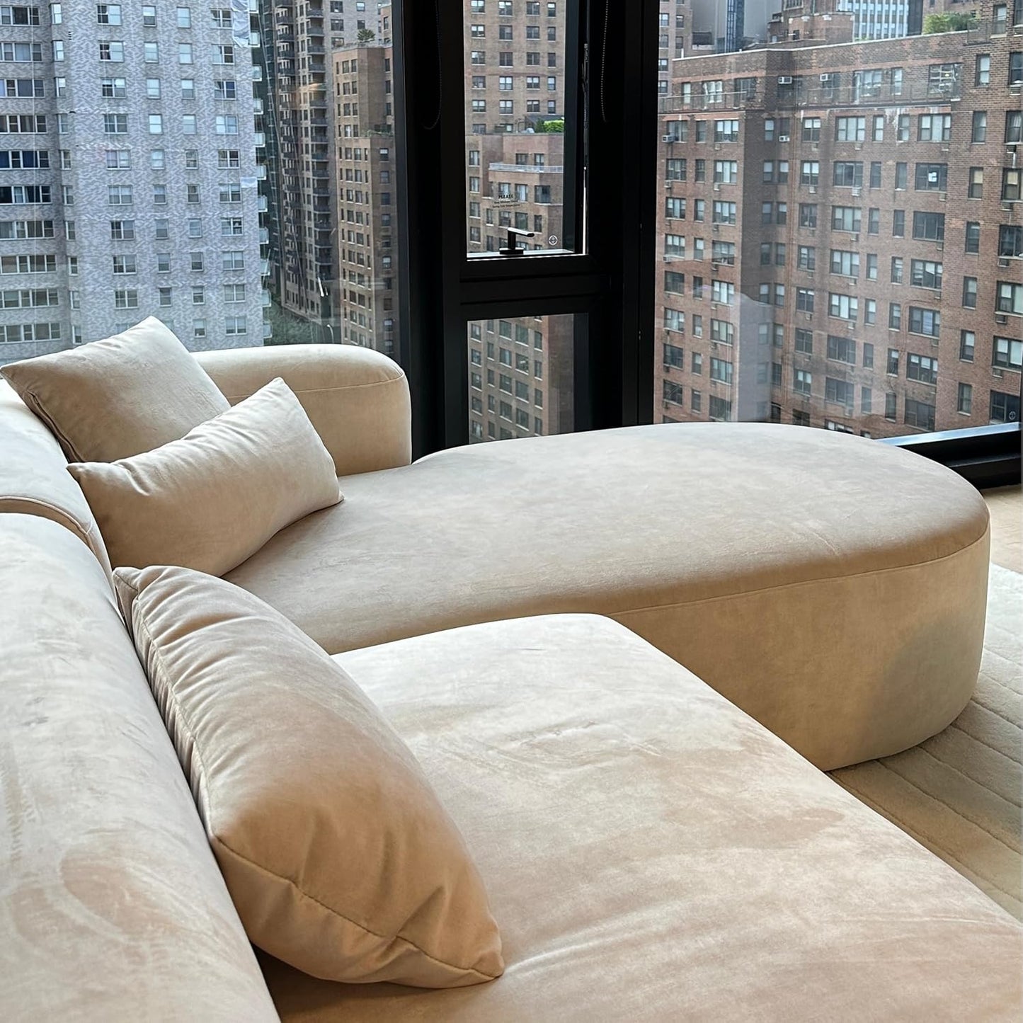Minimalist Luxury Modern Tight Curved Style Comfy Couch